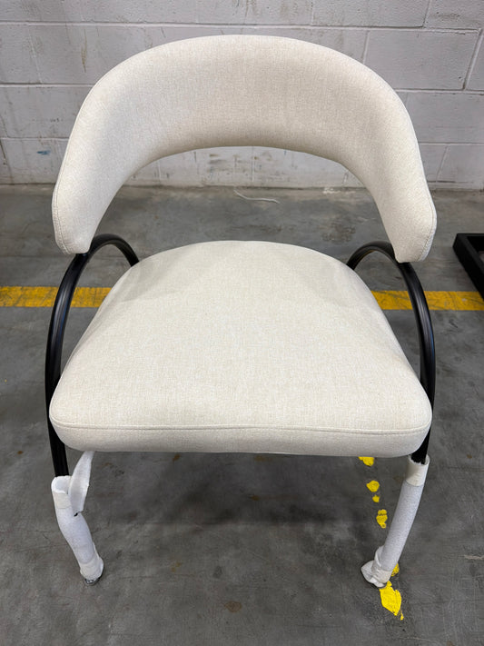 Uma Dining Chair - Modern Felt: Alesund, Black Base