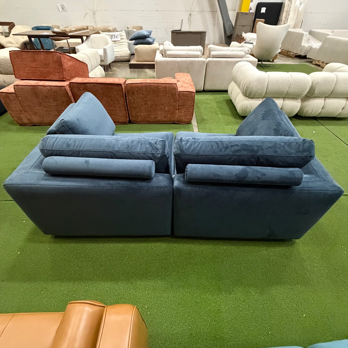 Milo Sofa - Plush Velvet: Prussian