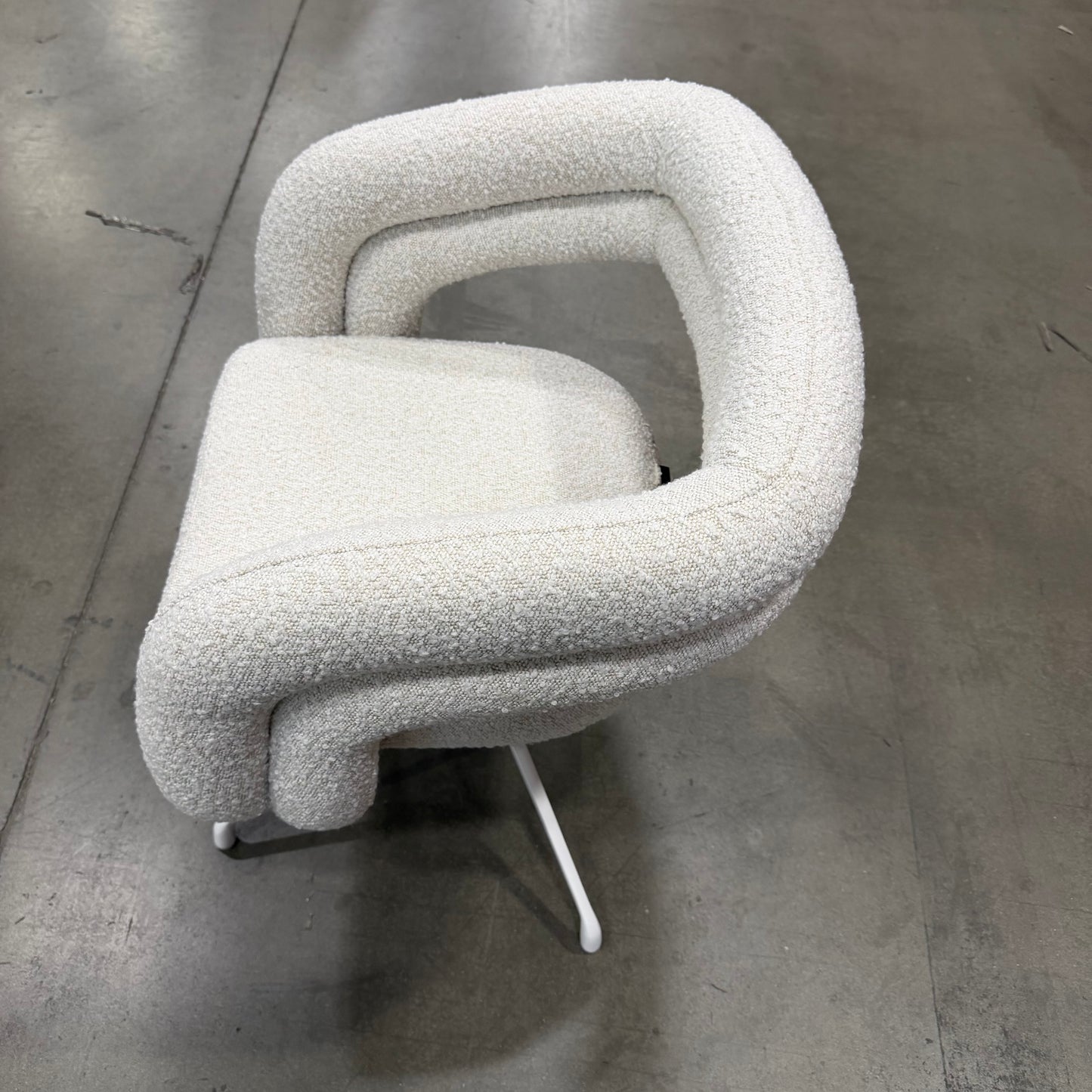 Mia Dining Chair - Chatou Boucle: Pearl, White Base