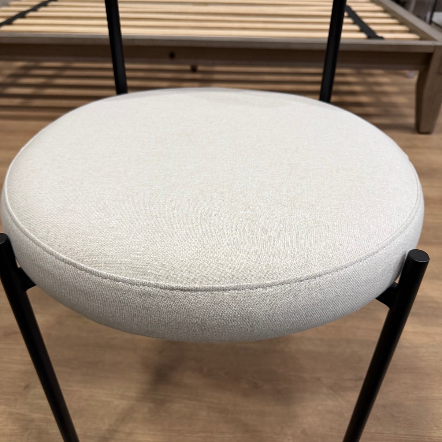Luna Dining Chair - Modern Felt: Nimbus