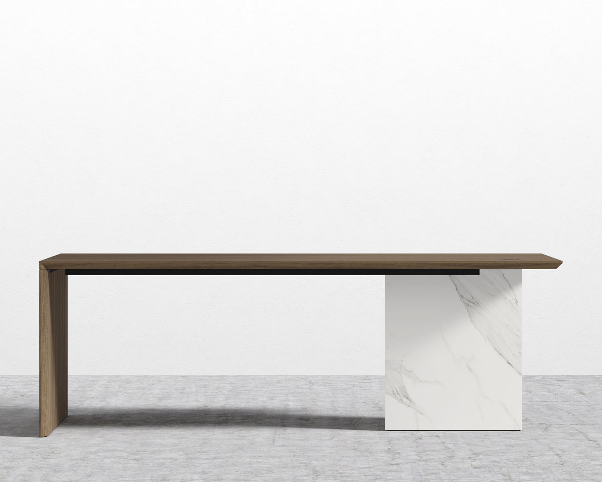 Gia Desk