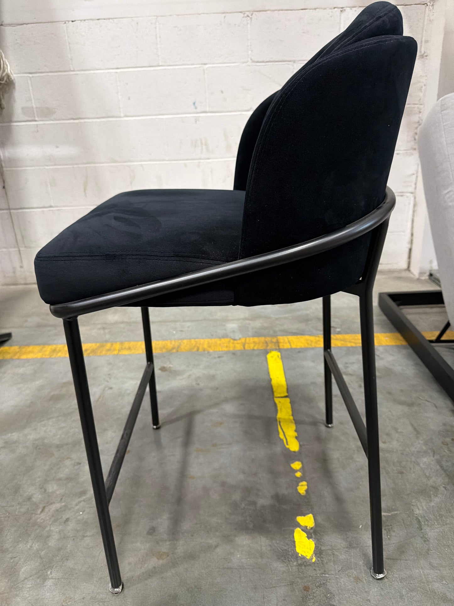 Angelo Counter Stool - Plush Velvet: Black, Black Base