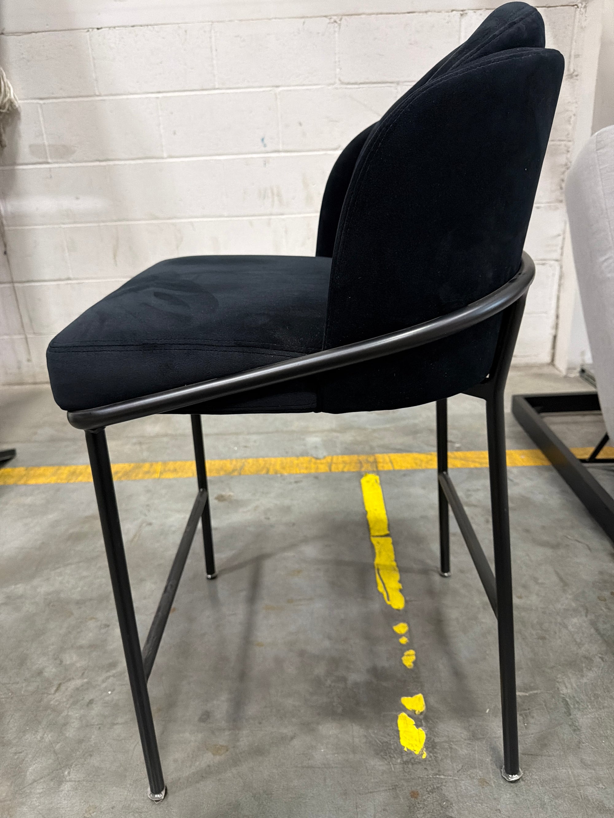 Angelo Counter Stool - Plush Velvet: Black, Black Base