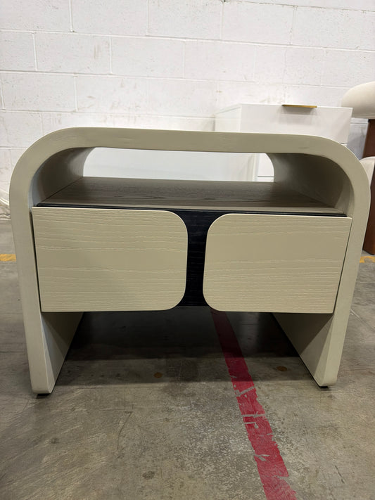 Vienna Nightstand - Alabaster Matte Lacquer with Black Oak Veneer