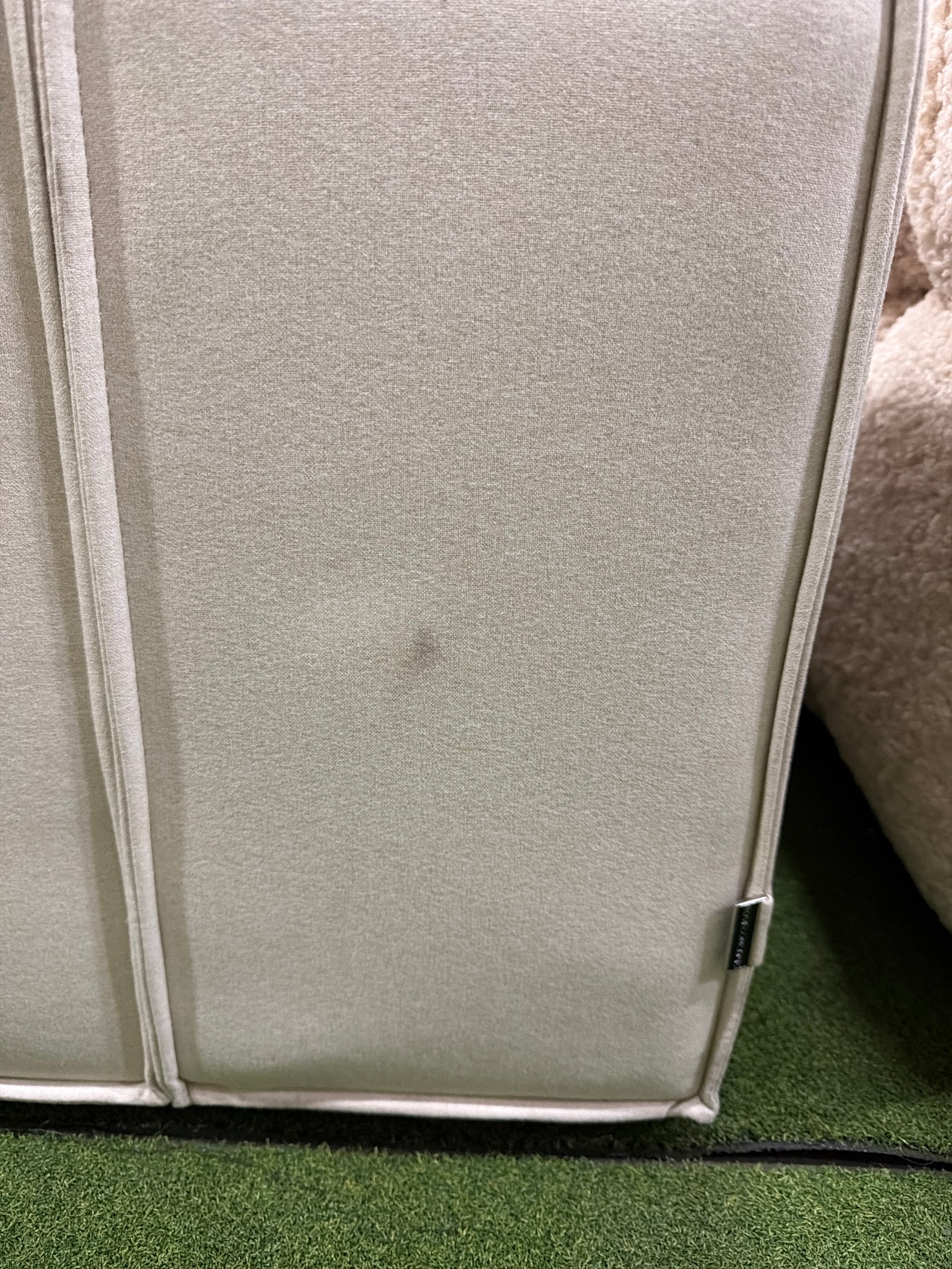 Porter Sofa - Modern Felt: Alesund