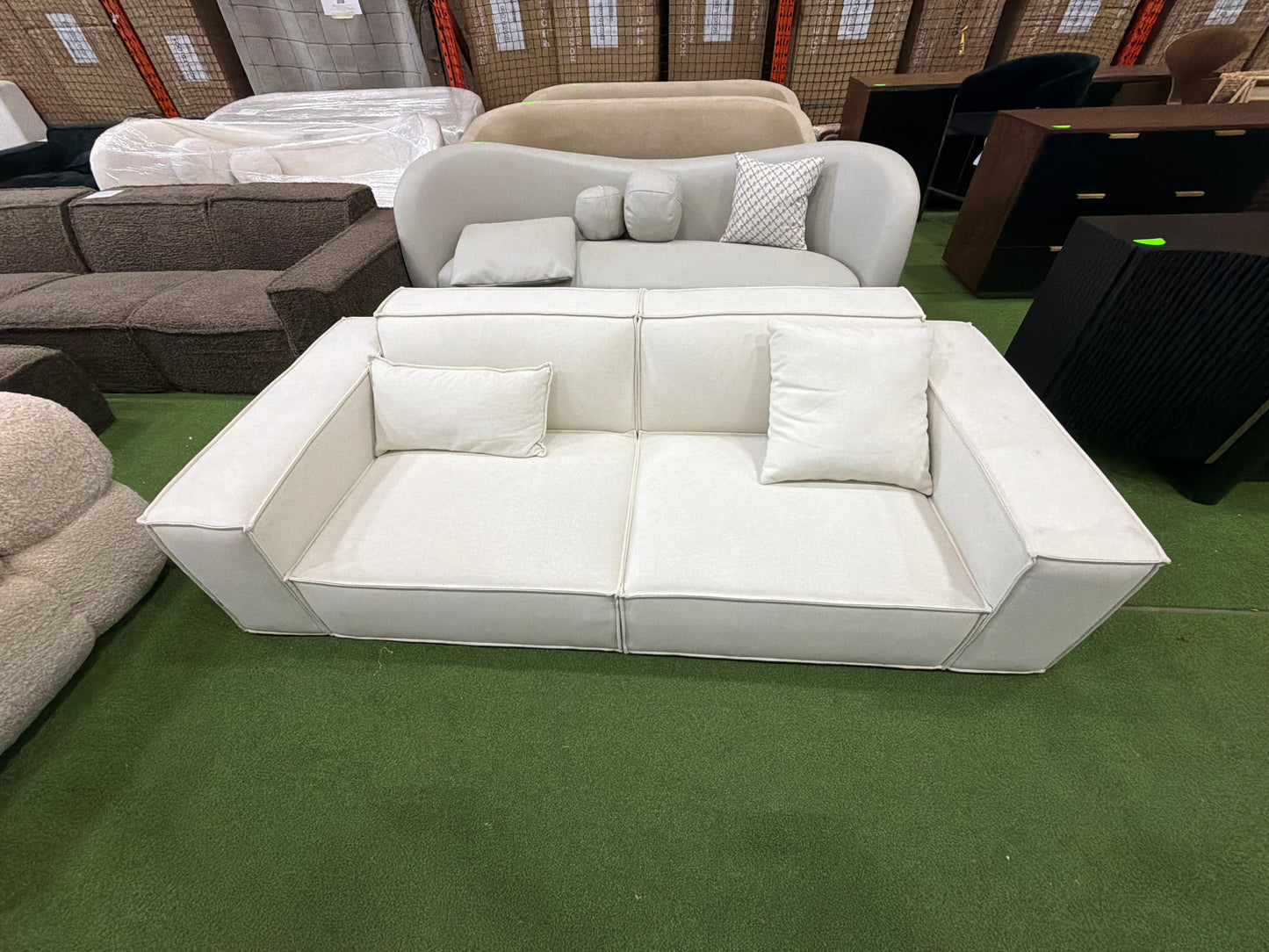 Porter Sofa - Modern Felt: Alesund
