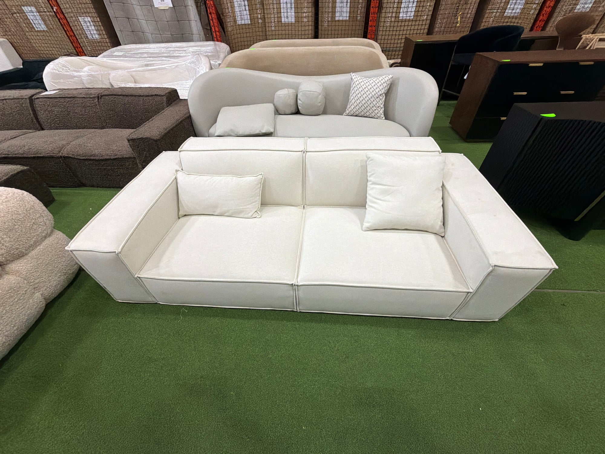 Porter Sofa - Modern Felt: Alesund