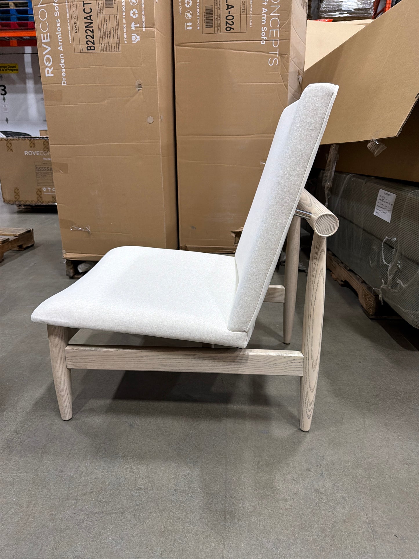 Japan Lounge Chair
