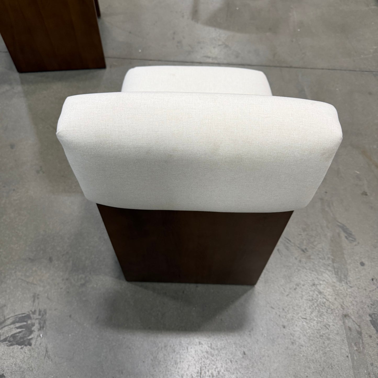 Eira Chair