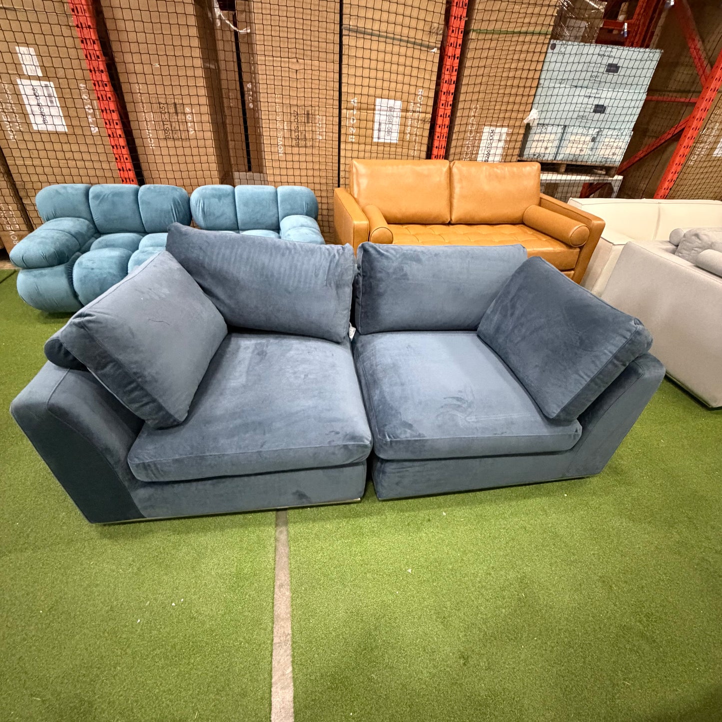Milo Sofa - Plush Velvet: Prussian