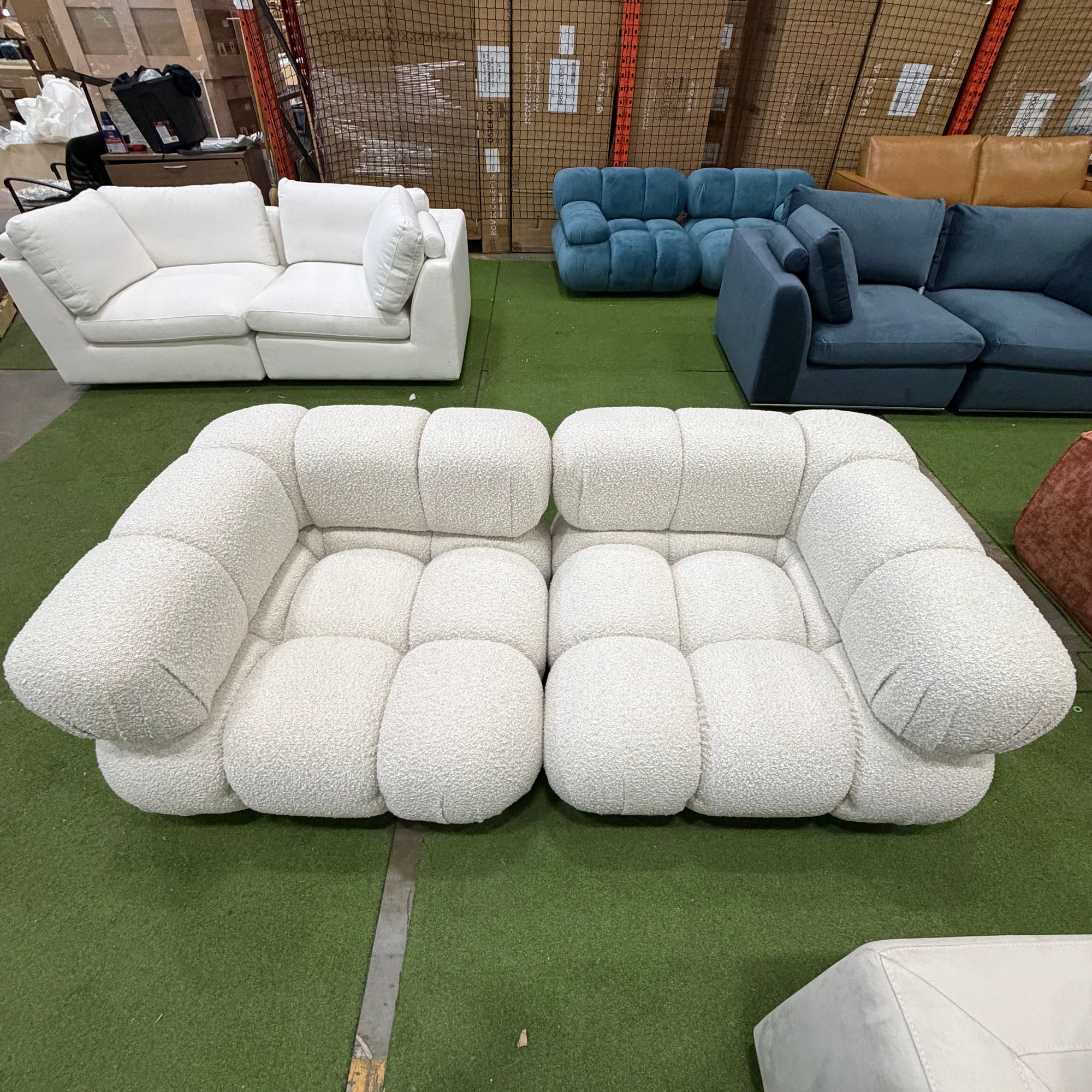 Belia Custom Loveseat - Chatou Bouclé: Pearl