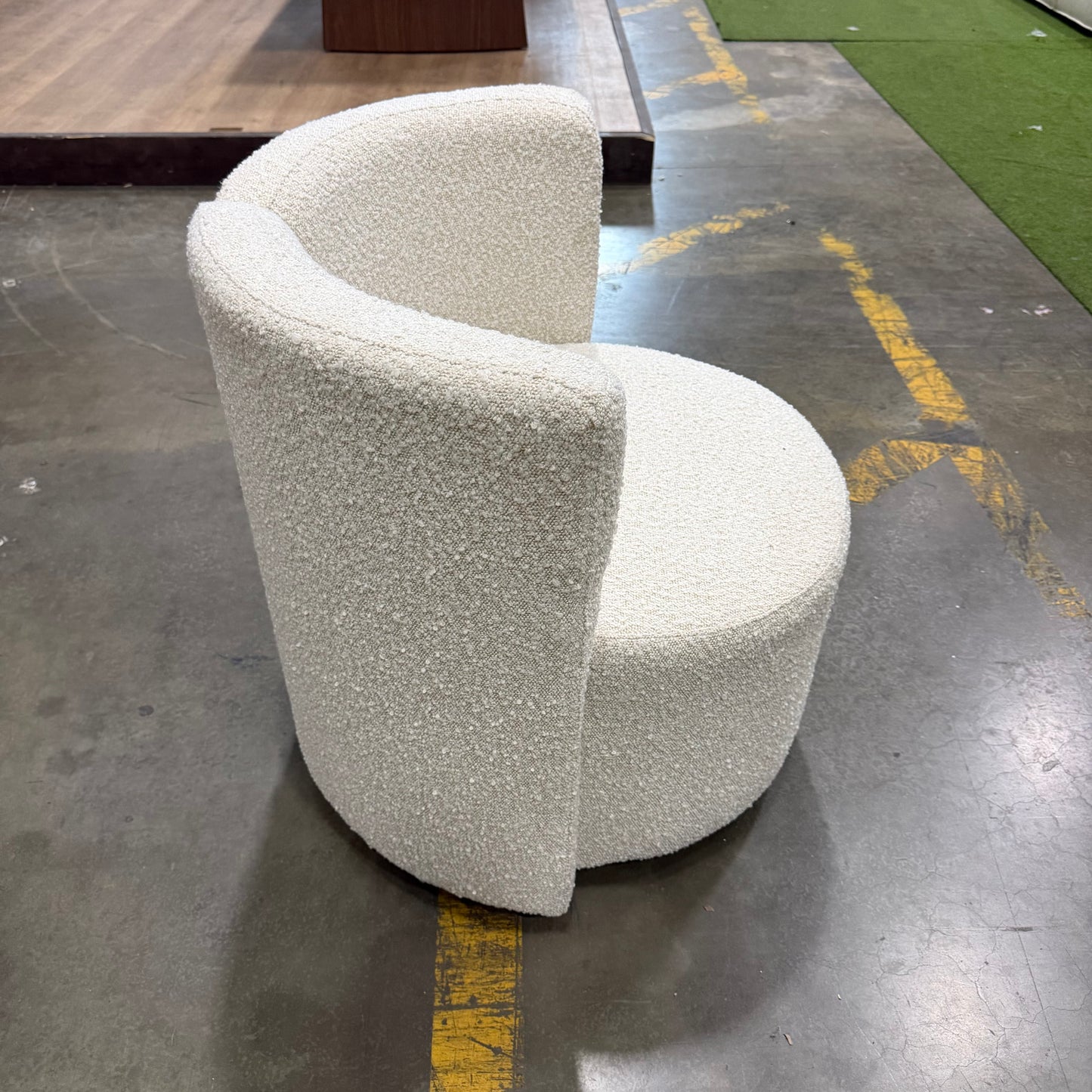 Nova Lounge Chair - Chatou Bouclé: Pearl