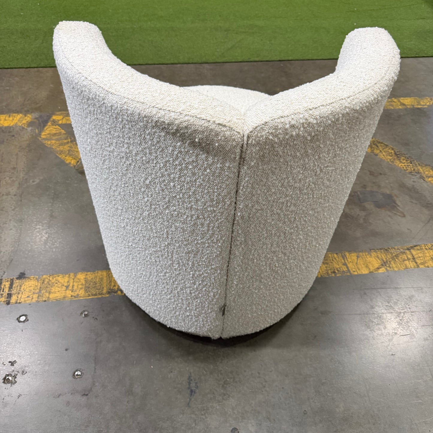 Nova Lounge Chair - Chatou Bouclé: Pearl