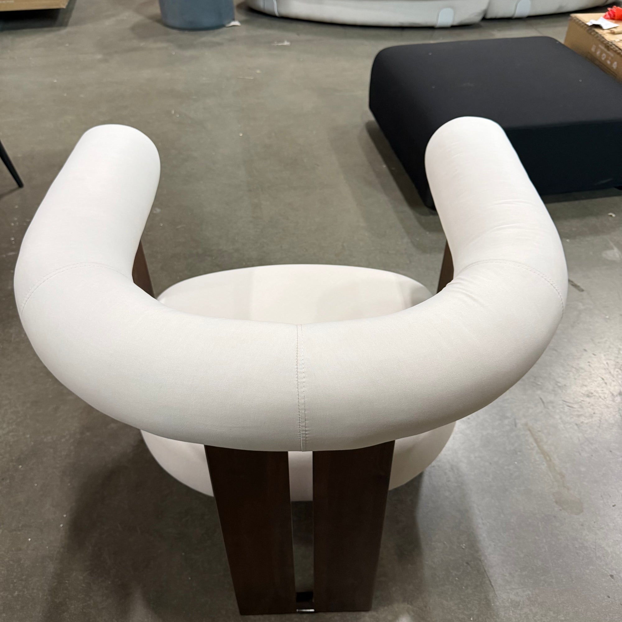 Tola Outdoor Lounge Chair - Palisades, Walnut Acacia