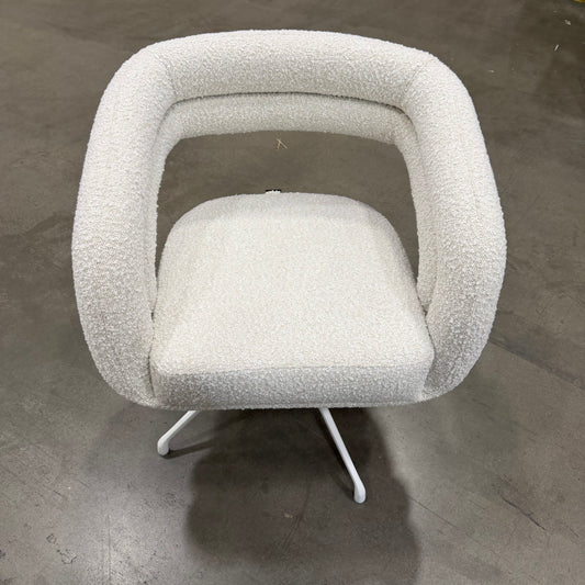 Mia Dining Chair - Chatou Boucle: Pearl, White Base