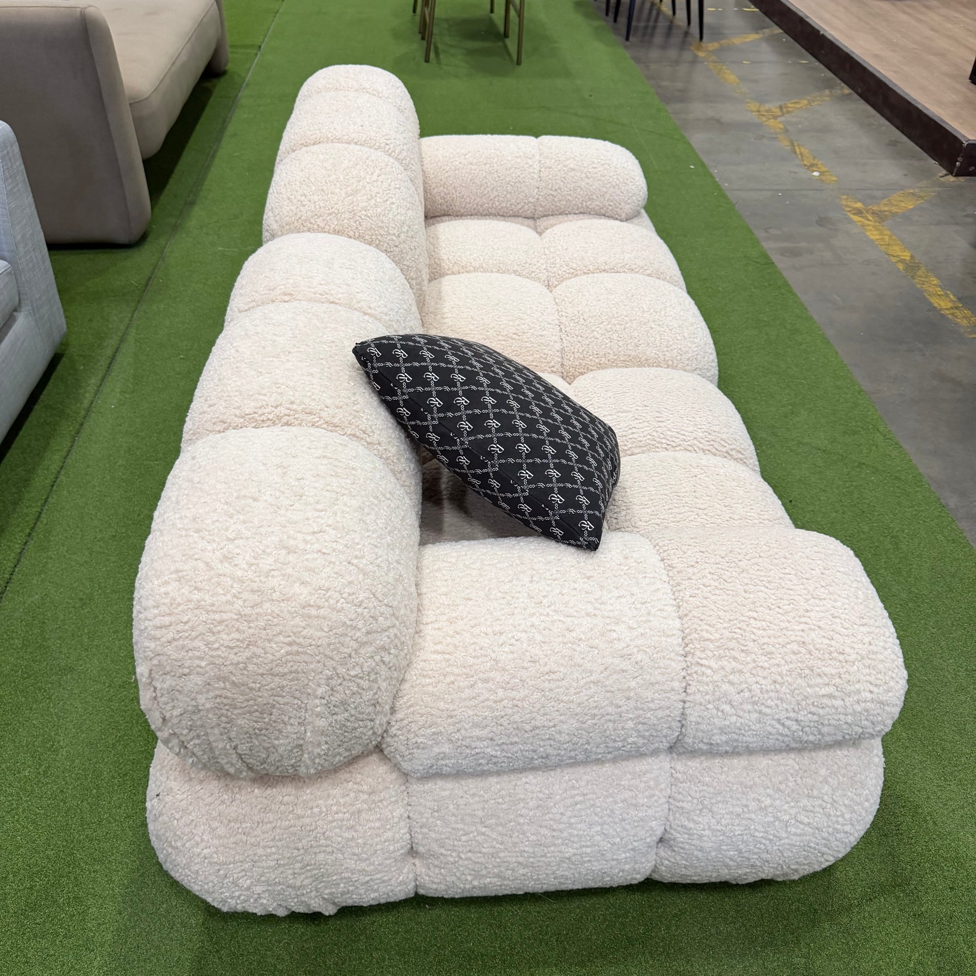 Belia Custom Loveseat - Sherling: Almond