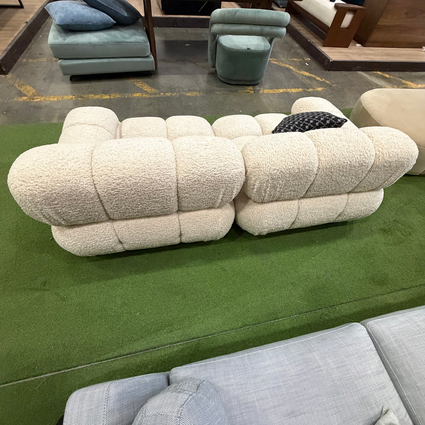 Belia Custom Loveseat - Sherling: Almond