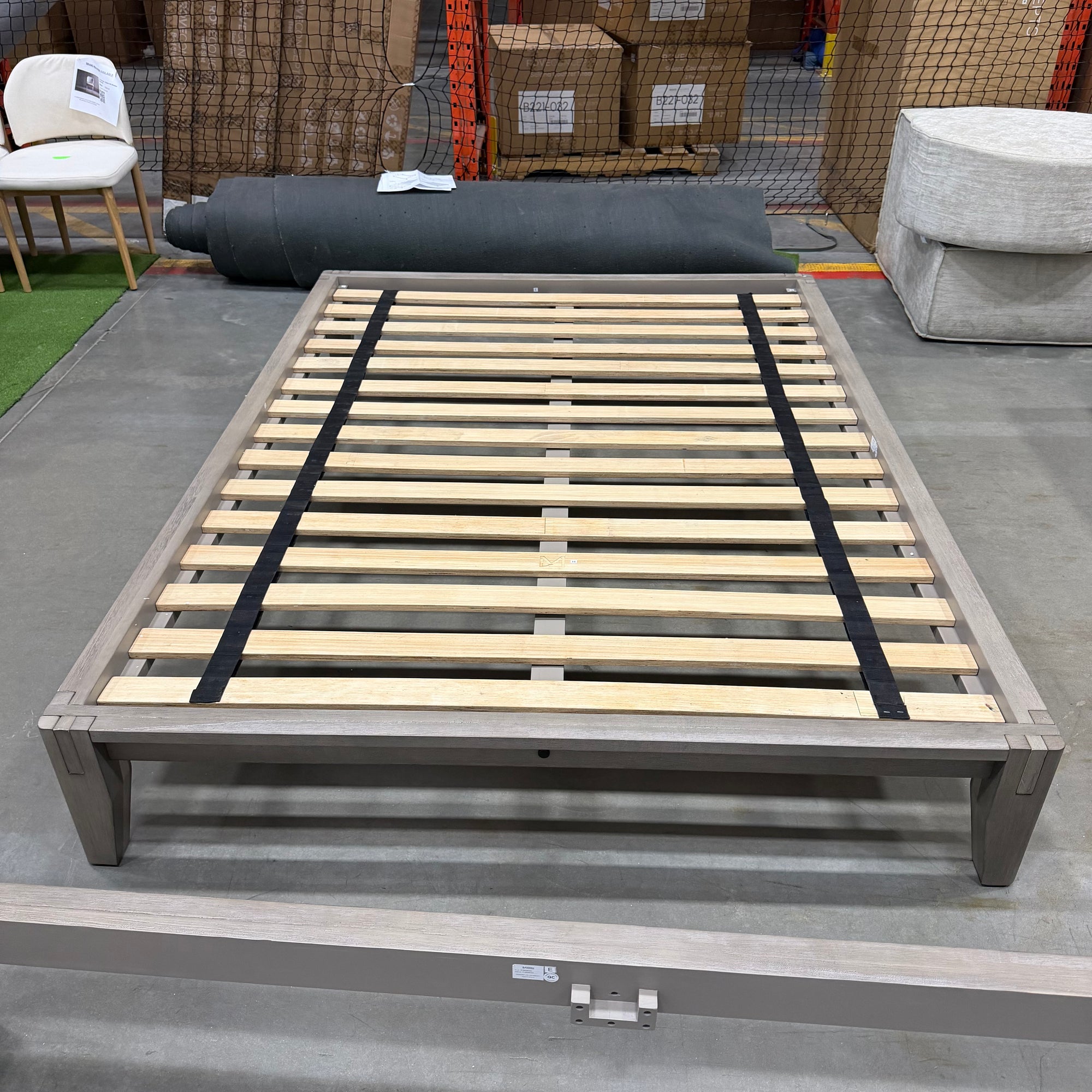 Sabi Bed - Grey Oak Veneer, Queen