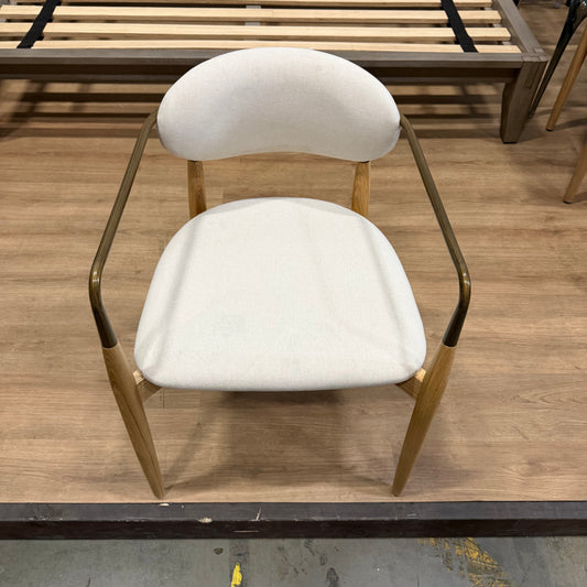 Mira Armchair - Modern Felt: Nimbus