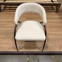 Uma Dining Chair - Modern Felt: Alesund, Black Base