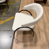 Uma Dining Chair - Modern Felt: Alesund, Black Base