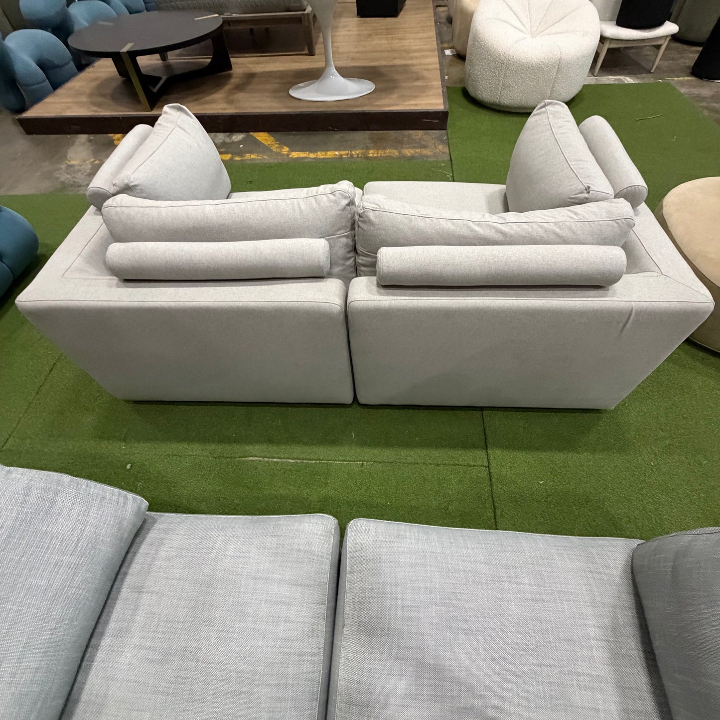 Milo Sofa Compact - Modern Felt: Malmo