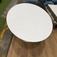 Tulip Table Oval - White Lacquer, White Base, 79" | 201cm