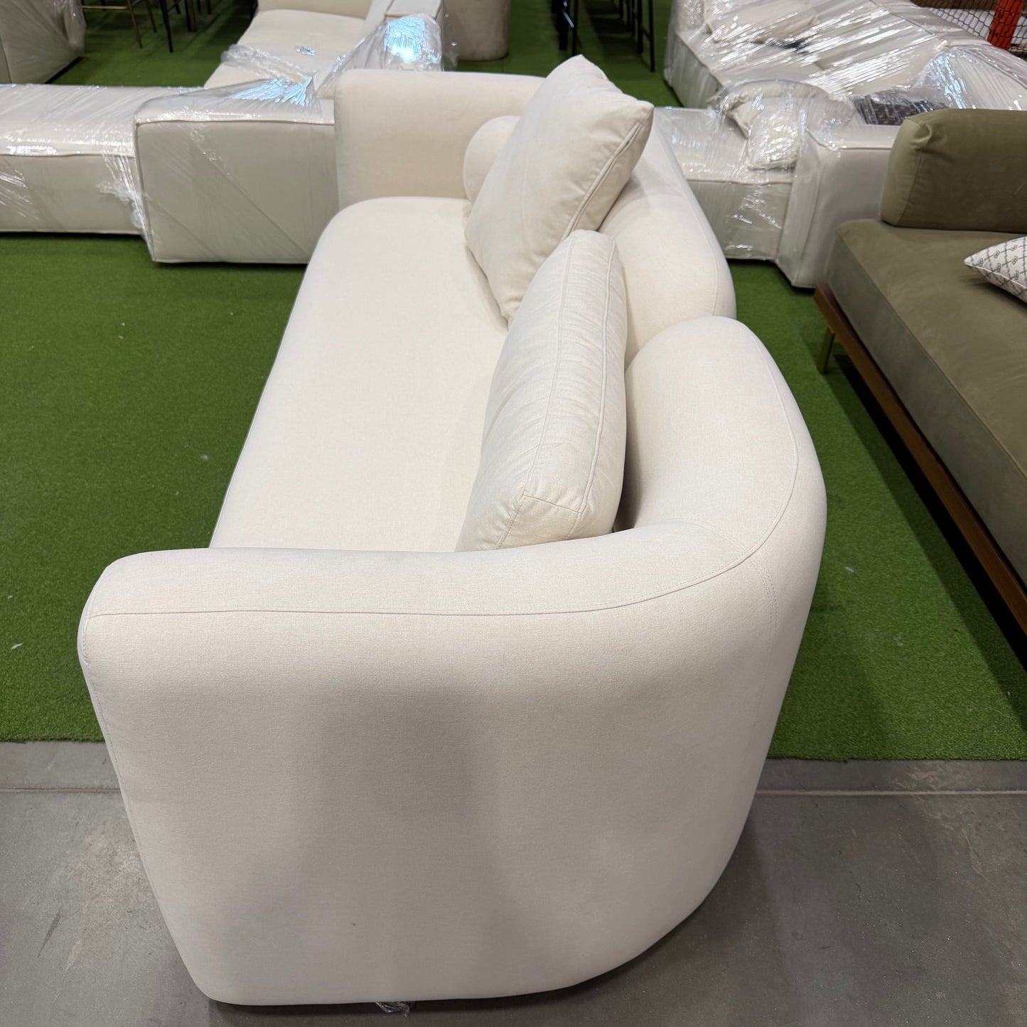 Bilbao Sofa - Modern Felt: Alesund