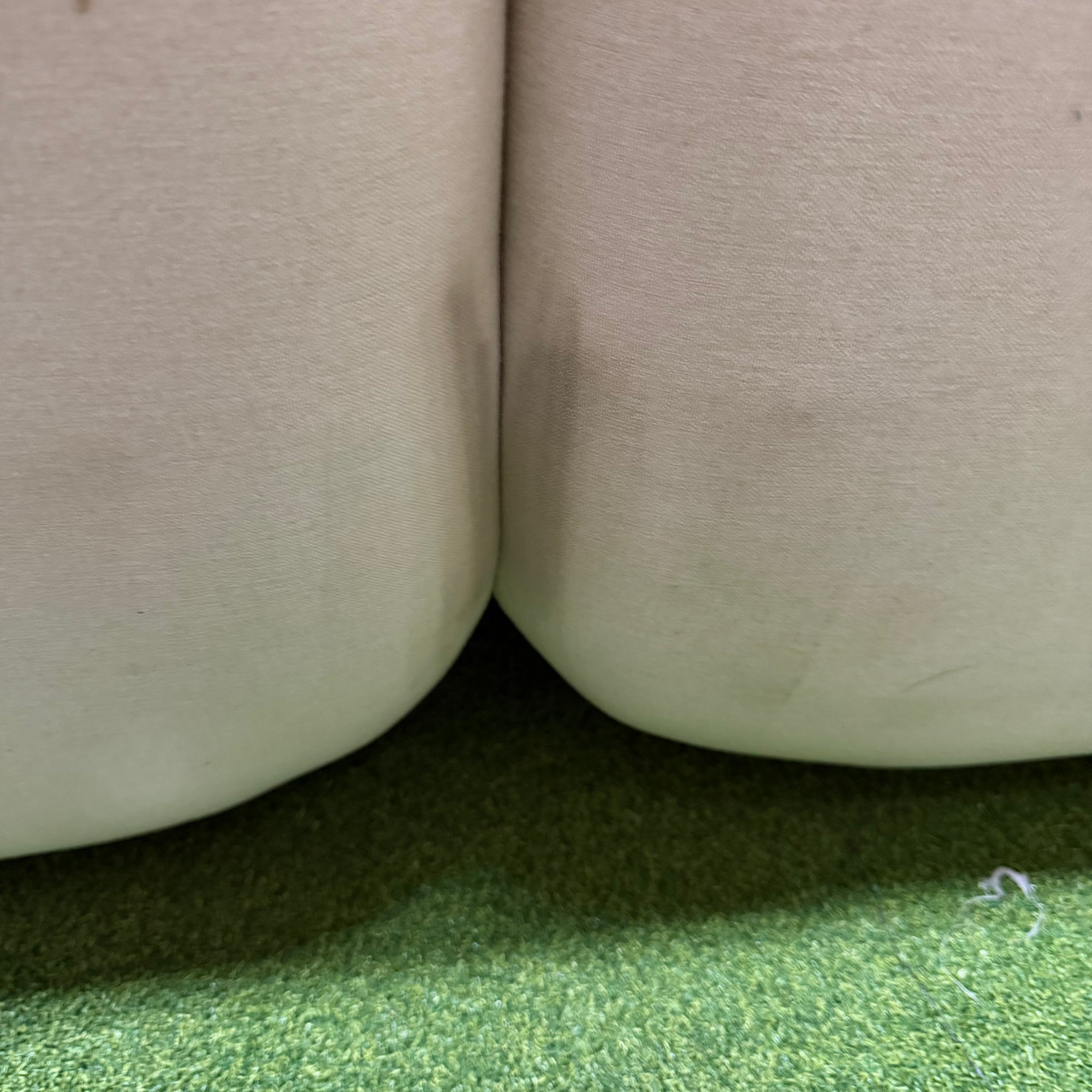 Bilbao Sofa - Modern Felt: Alesund