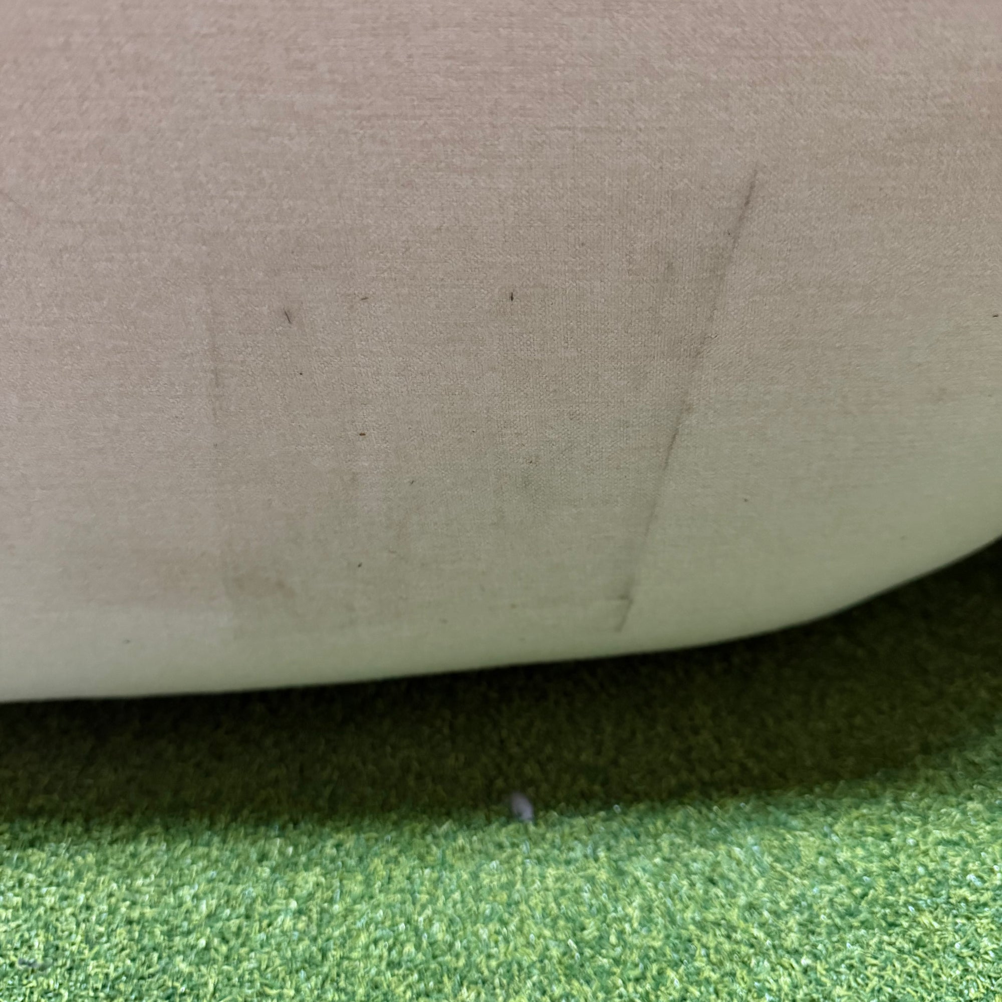 Bilbao Sofa - Modern Felt: Alesund