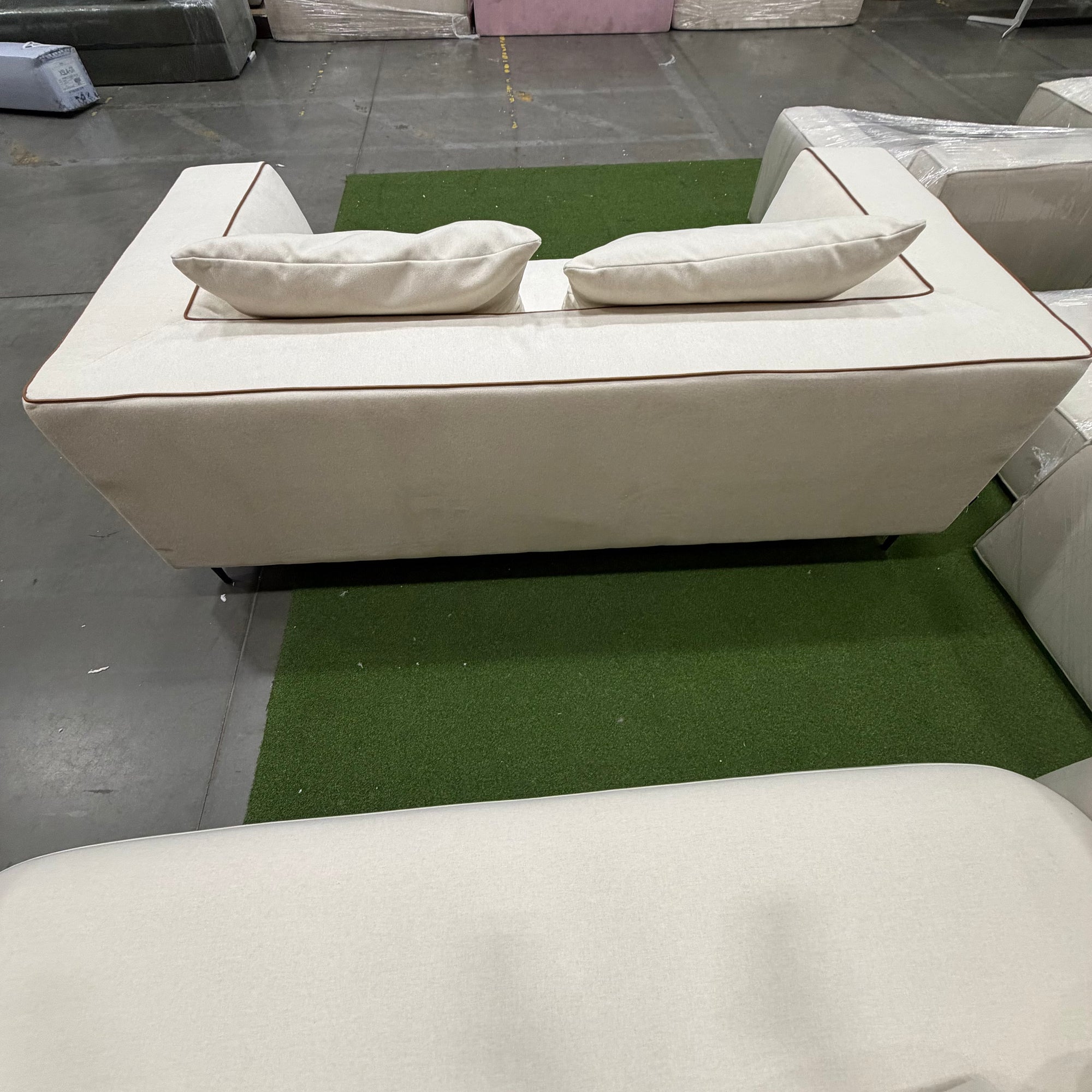 Everest Sofa - Chenille Weave: Cream