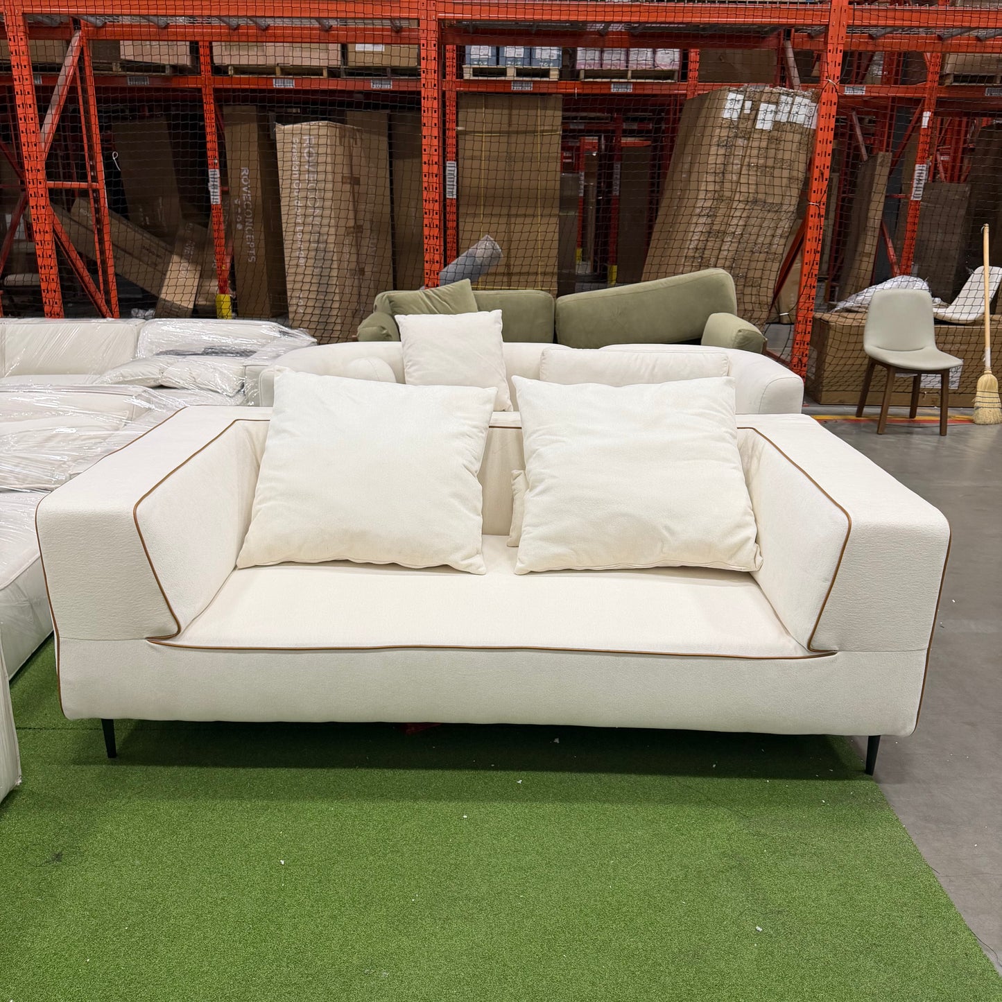 Everest Sofa - Chenille Weave: Cream