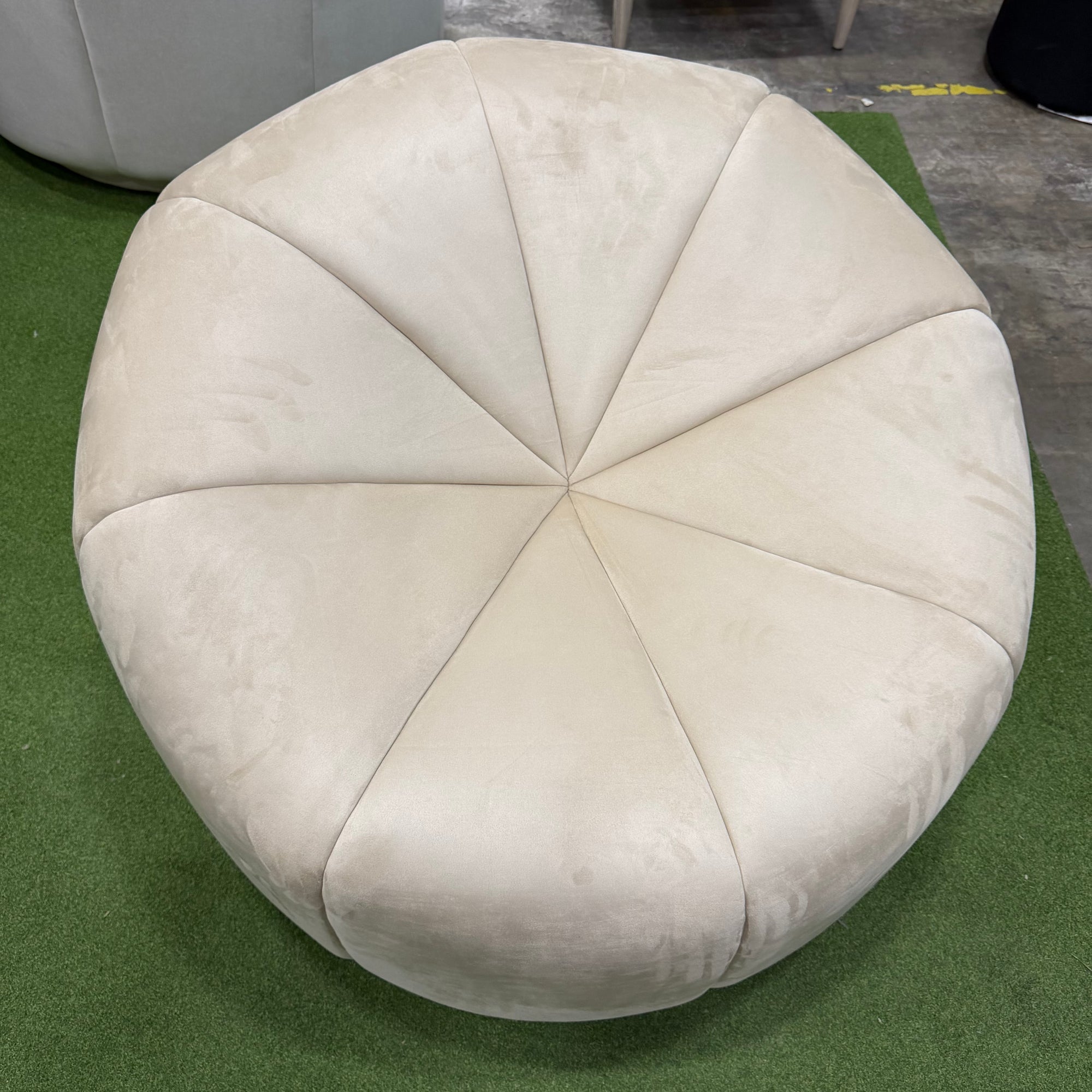 Vonn Lounge Chair - Venice Vegan Suede: Latte