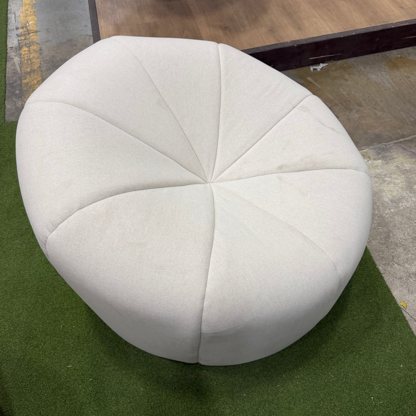 Vonn Lounge Chair - Modern Felt: Alesund