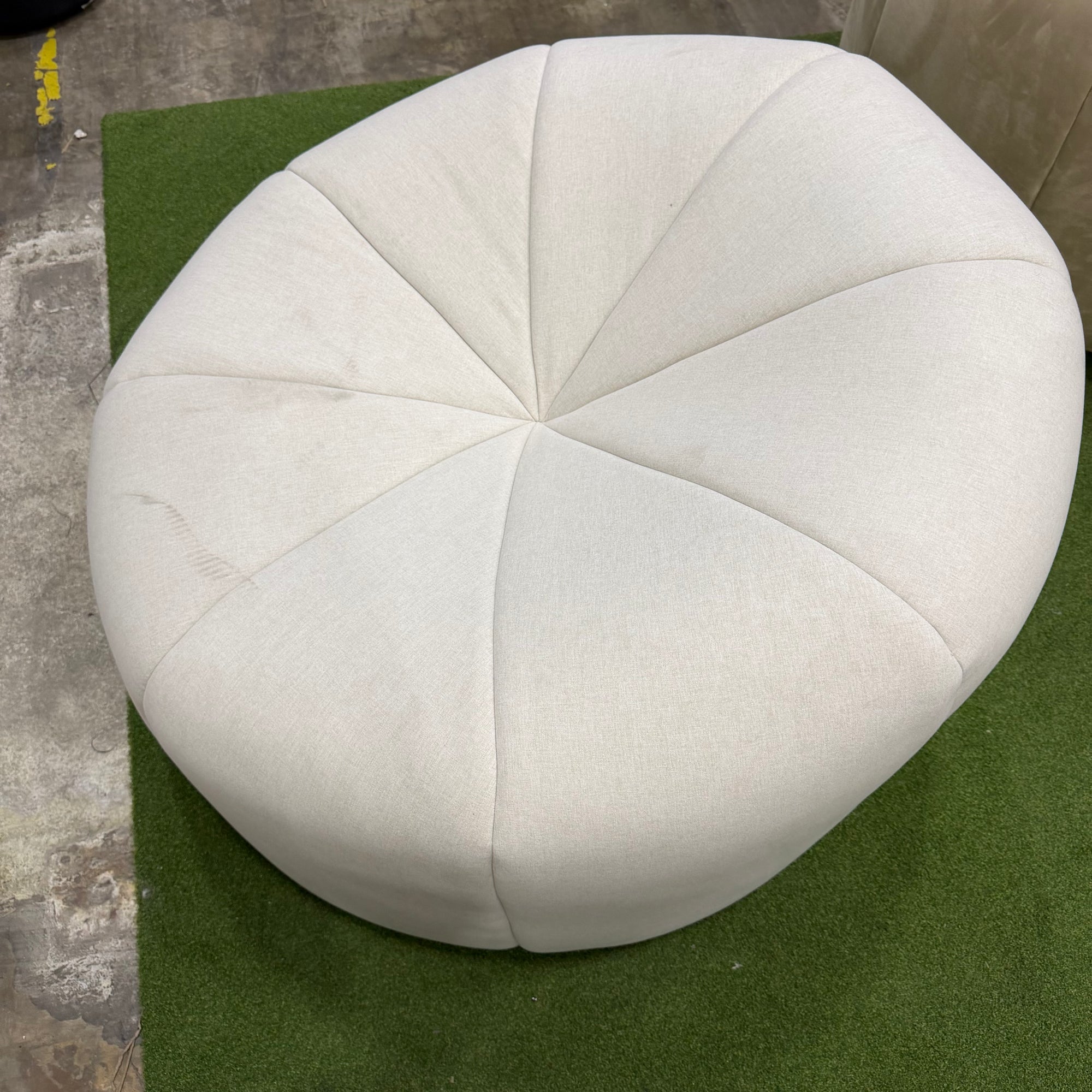 Vonn Lounge Chair - Modern Felt: Alesund