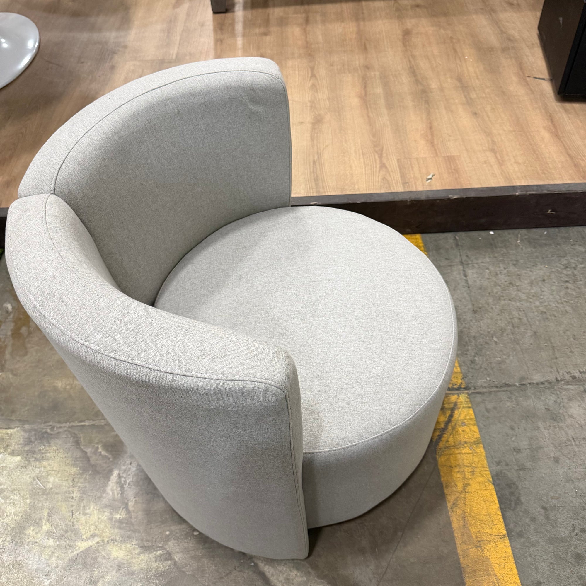Nova Lounge Chair - Modern Felt: Malmo