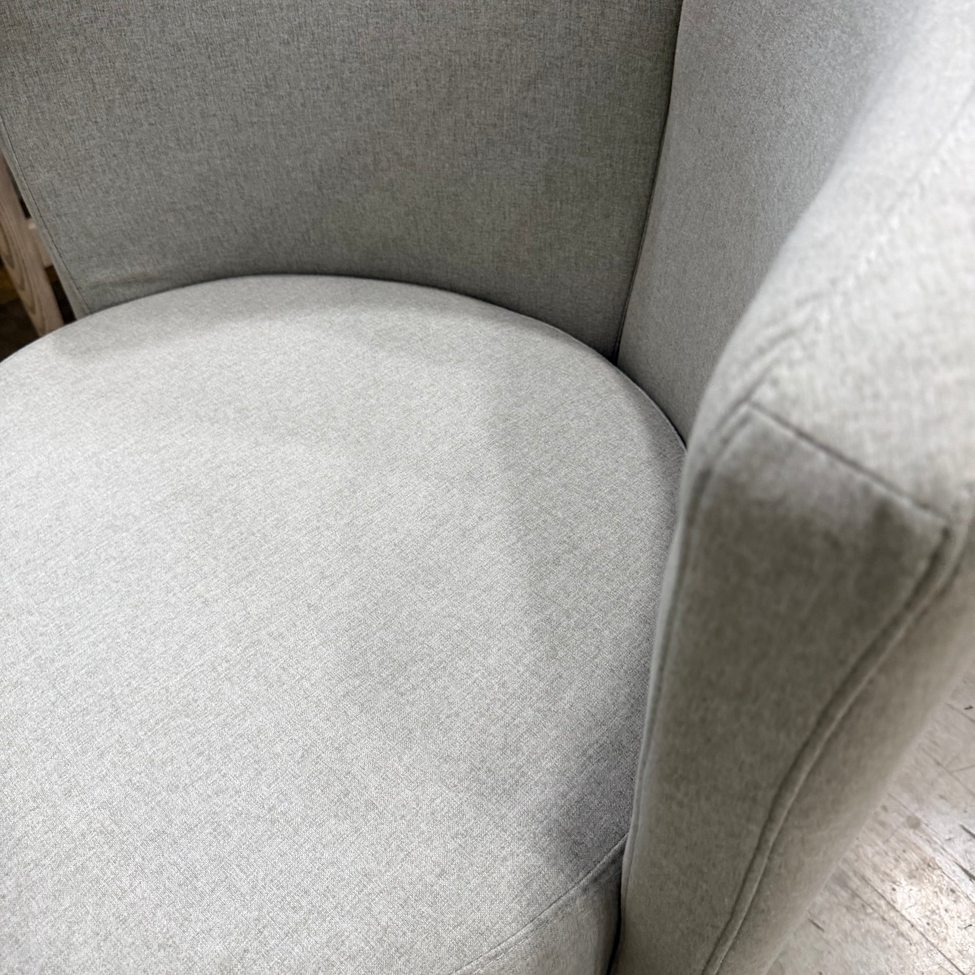 Nova Lounge Chair - Modern Felt: Malmo