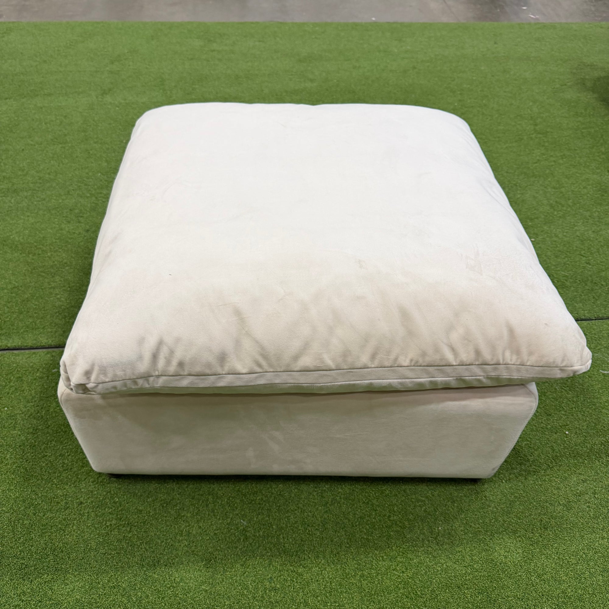 Nuvo Ottoman - Venice Vegan Suede: Chiffon