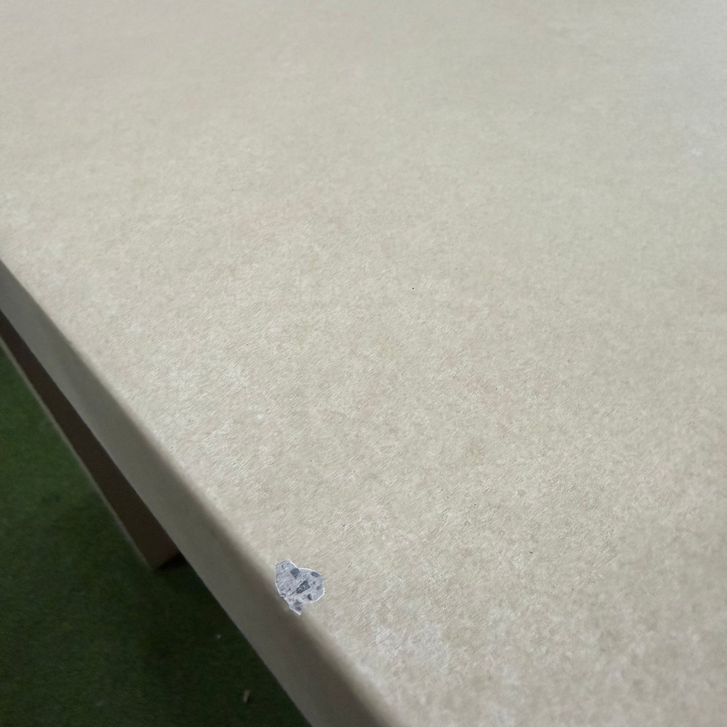 Cascadia Desk - Olympia Wax Concrete, 63in | 160cm