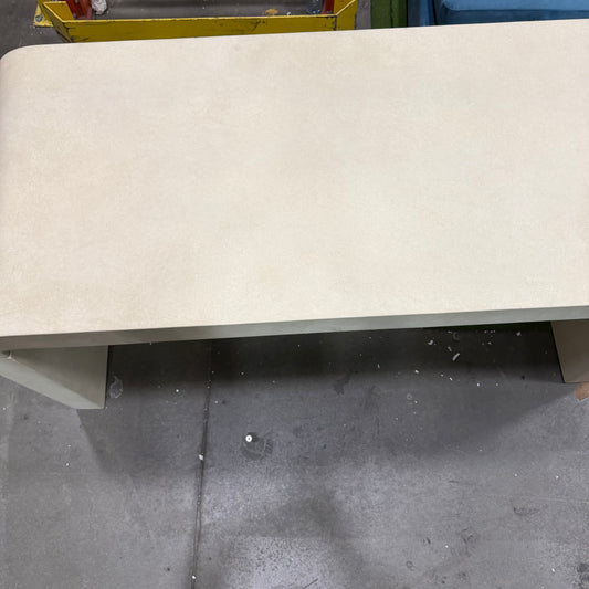 Cascadia Desk - Olympia Wax Concrete, 63in | 160cm