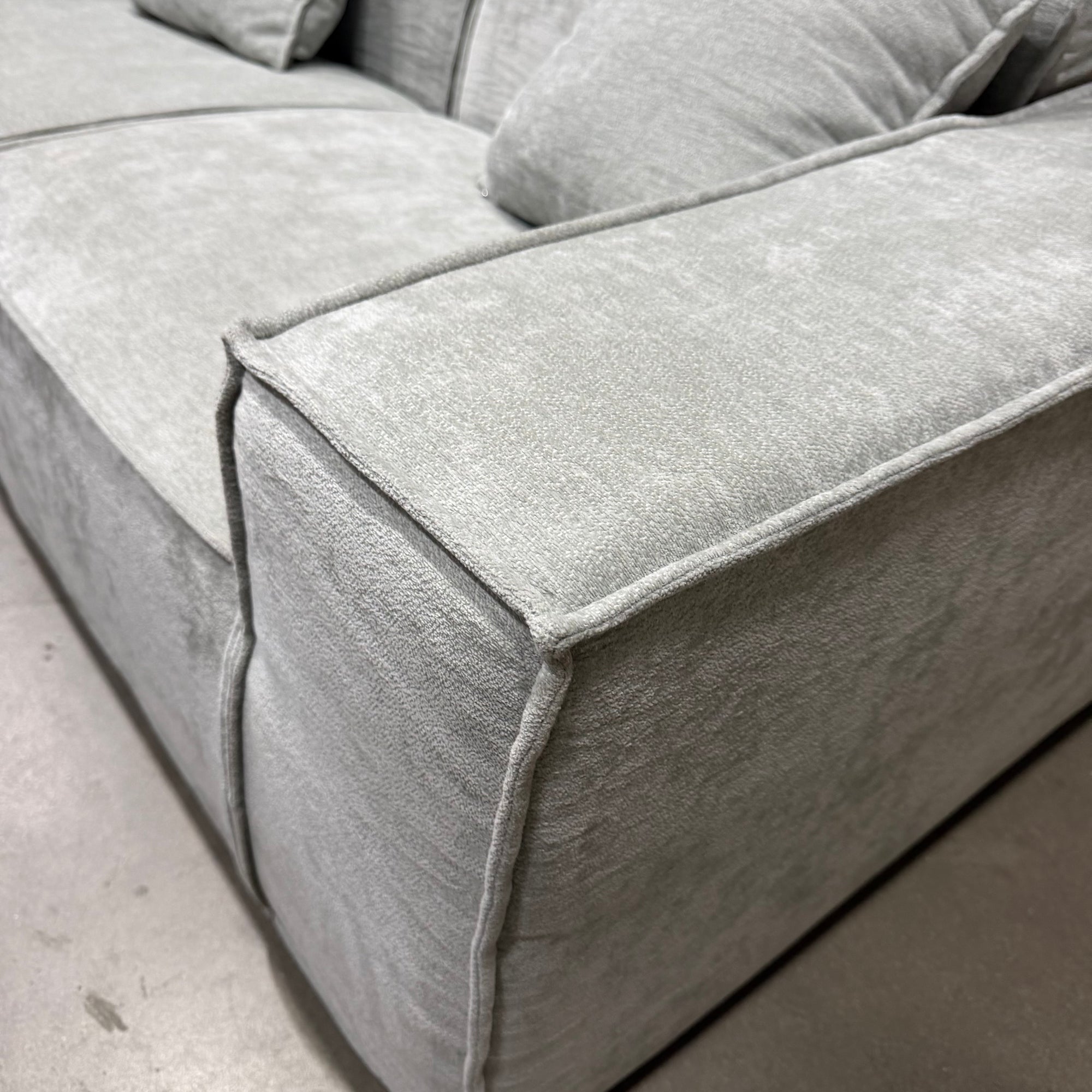 M1 Sofa Loveseat - Performance Weave: Platinum Grey