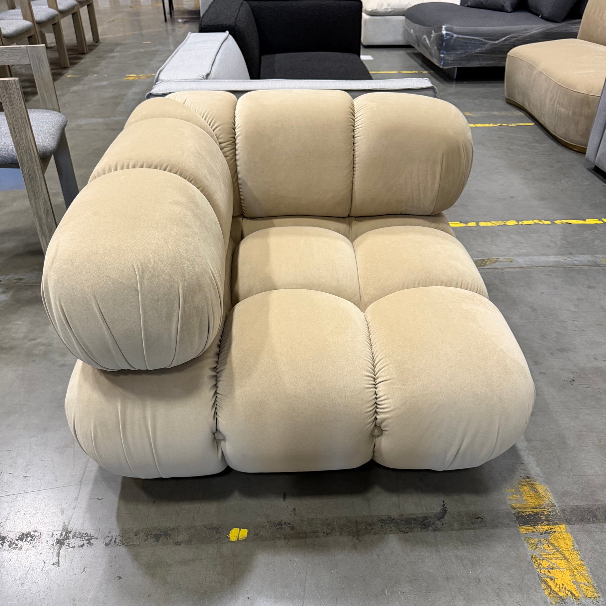 Belia Corner - Plush Velvet: Dune