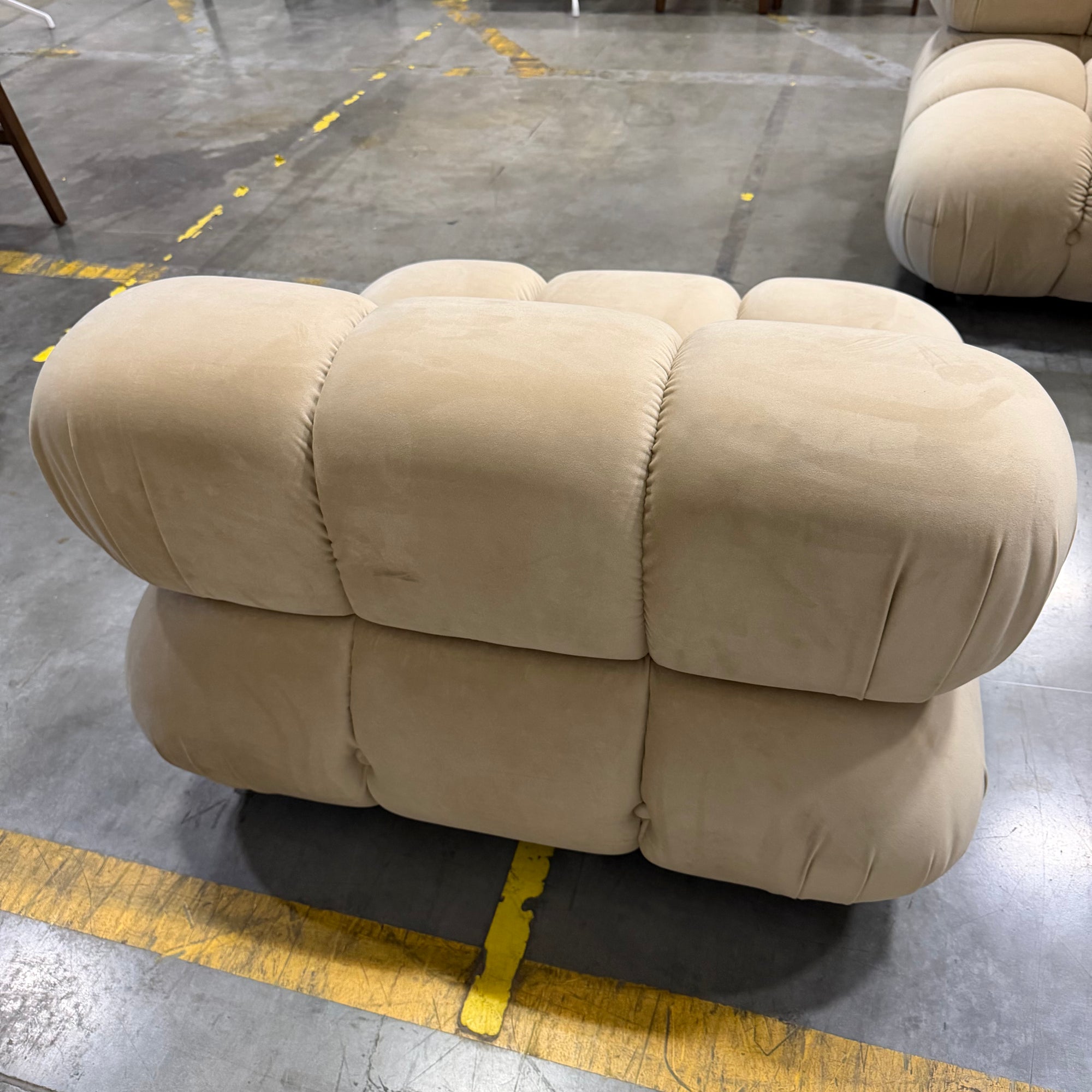 Belia Armless - Plush Velvet: Dune