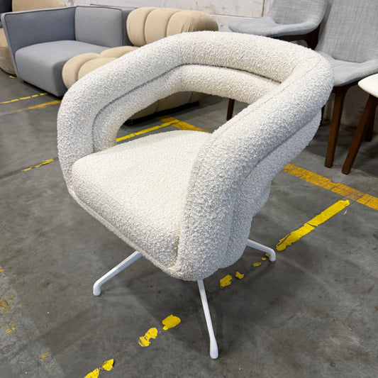 Mia Dining Chair - Chatou Boucle: Pearl, White Base