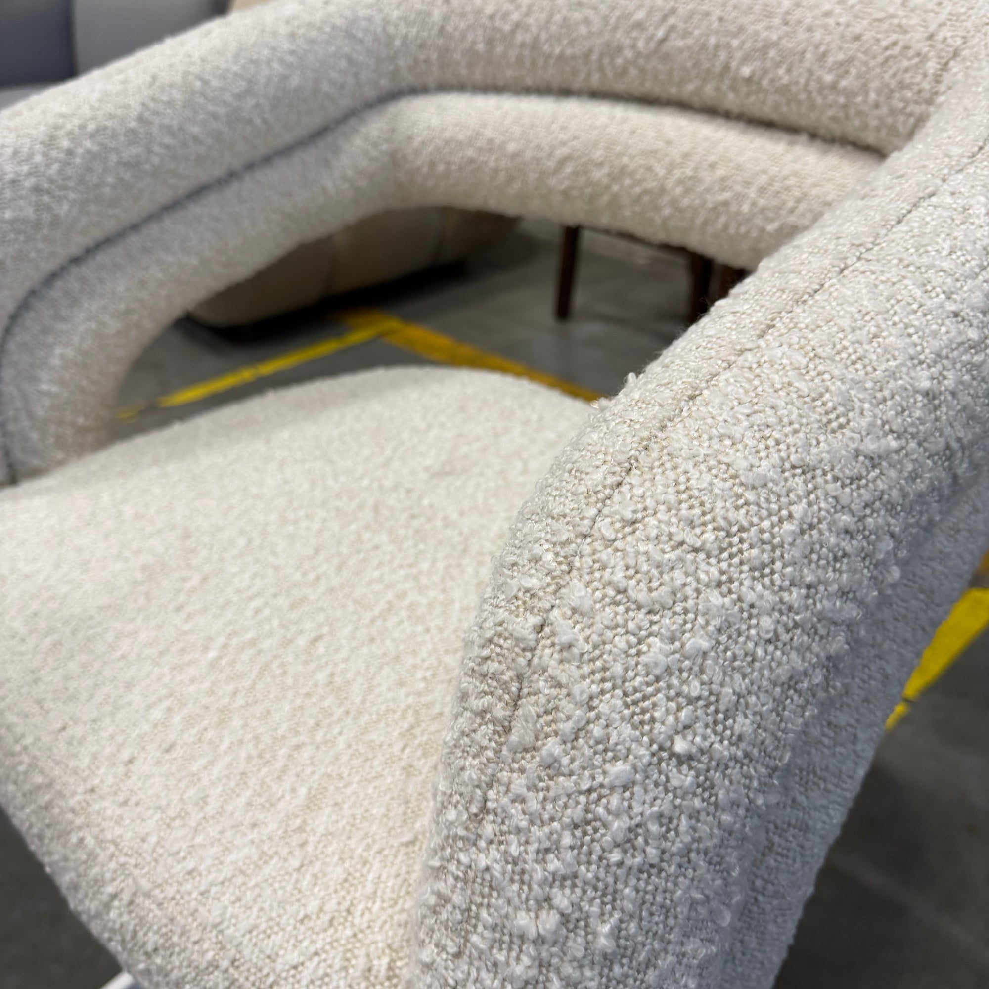 Mia Dining Chair - Chatou Boucle: Pearl, White Base