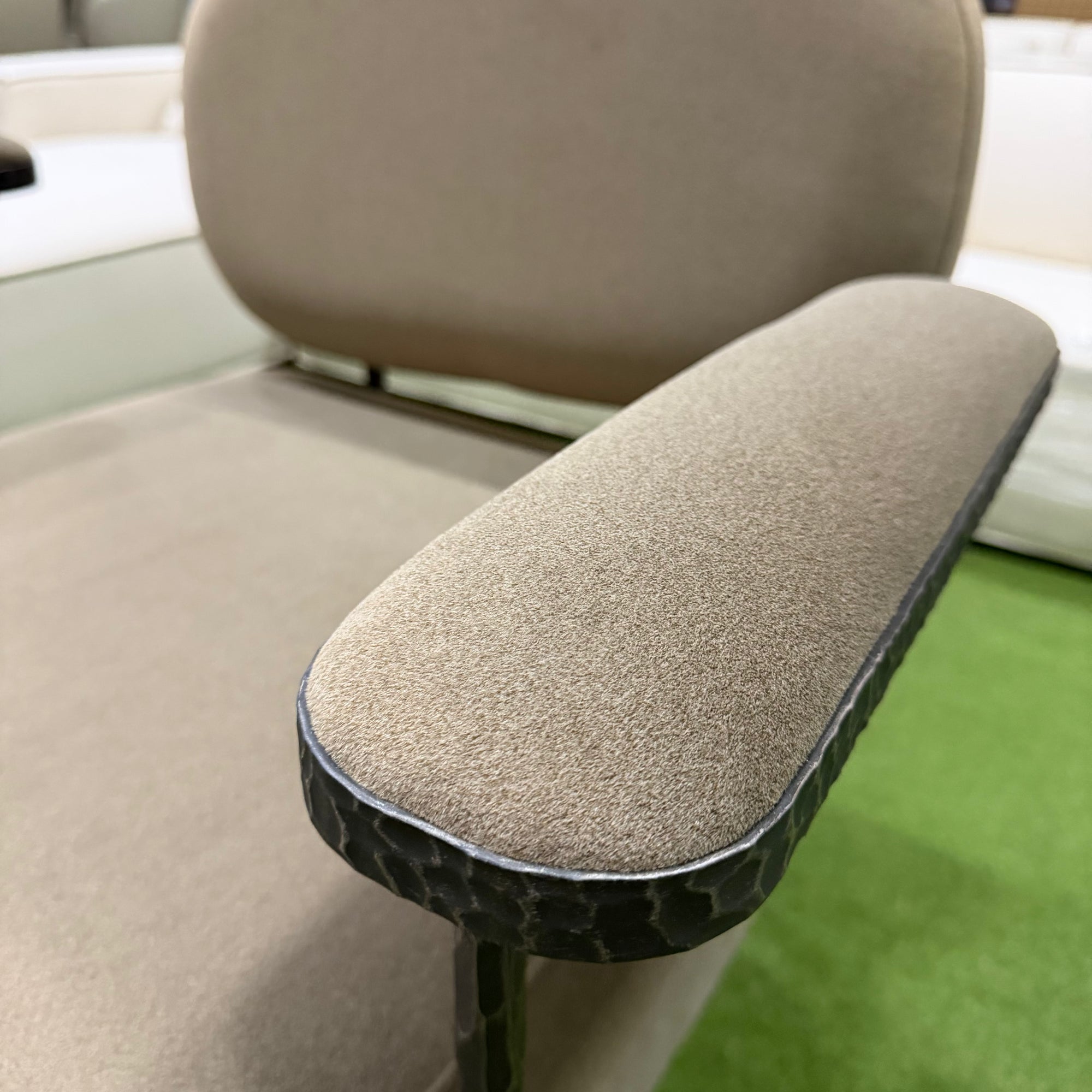 Forja Lounge Chair - Ombra Velvet: Smoky Brown