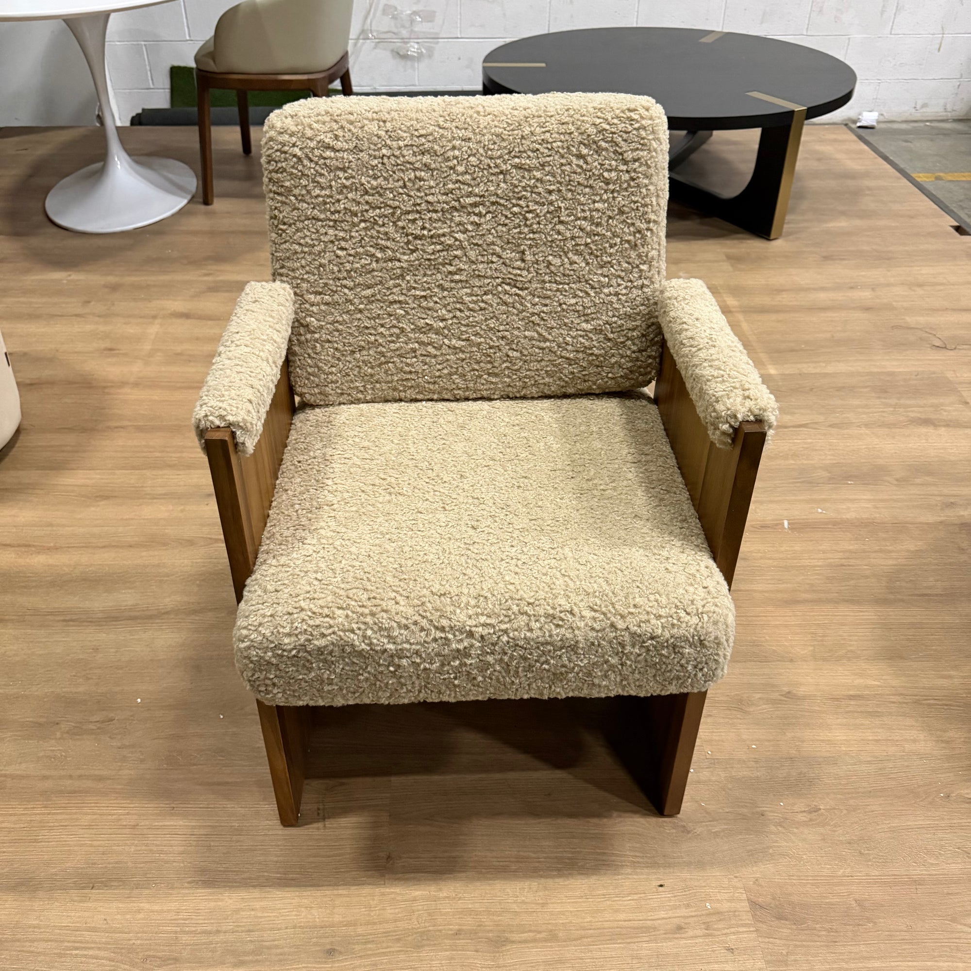 Study Chair by Maria Sharapova - Shearling: Fawn