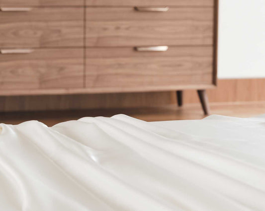 Mulberry Charmeuse Silk Flat Sheet - Queen, Ivory