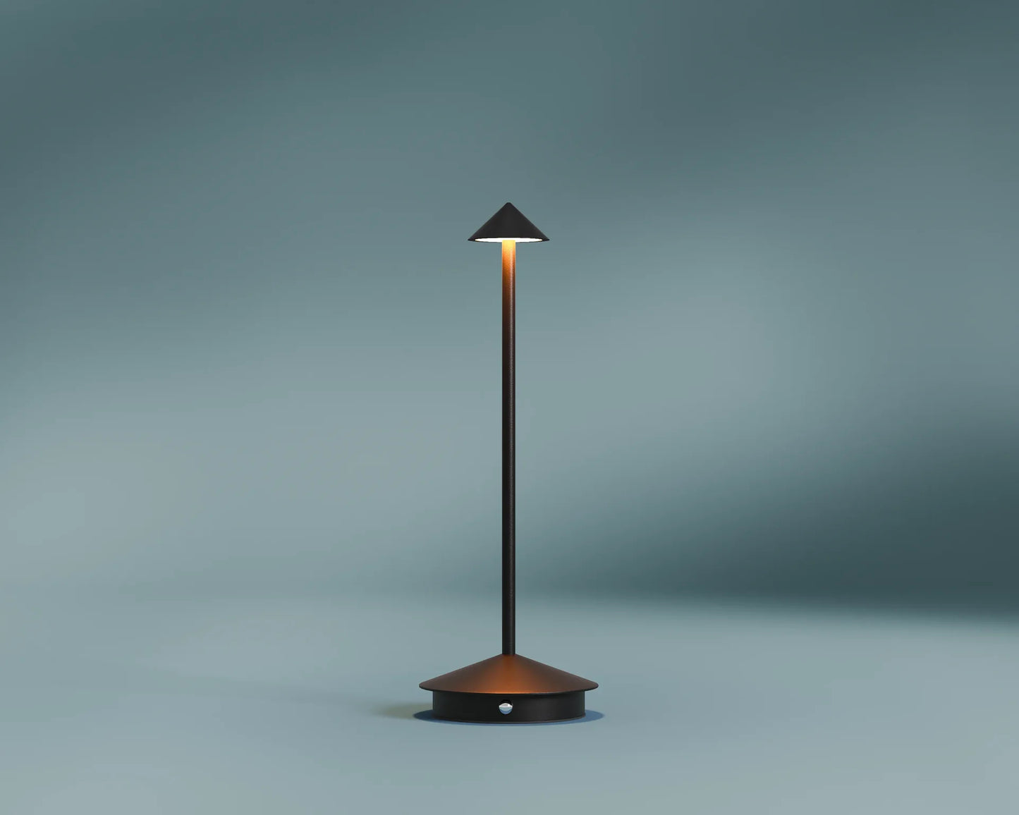 Zenith Table Lamp