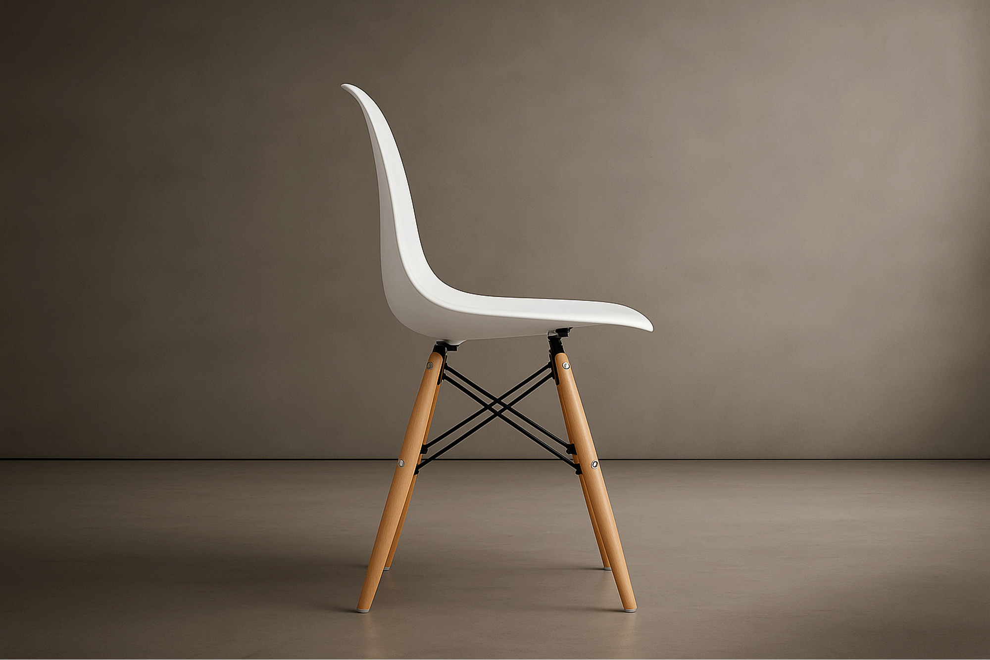 DSW Molded Plastic Side Chair